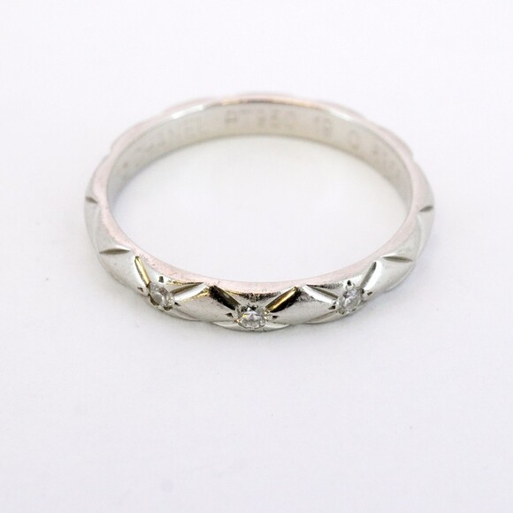CHANEL Authentic Silver Diamond Ring #48